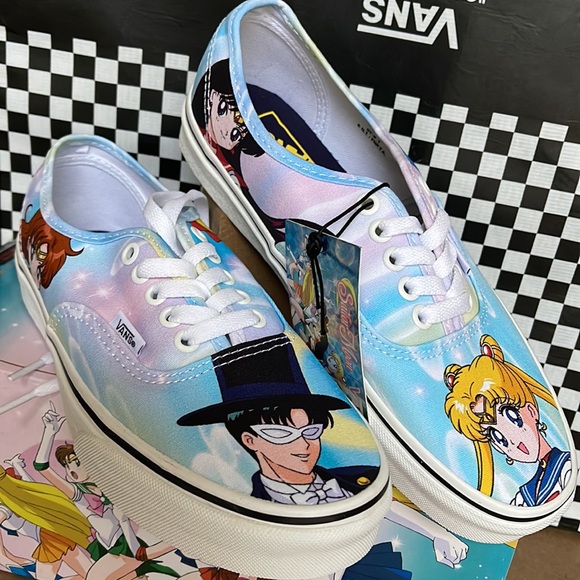 Vans Authentic Pretty Guardians & Tuxedo Mask Sailor Moon Men’s sneakers - Picture 2 of 16